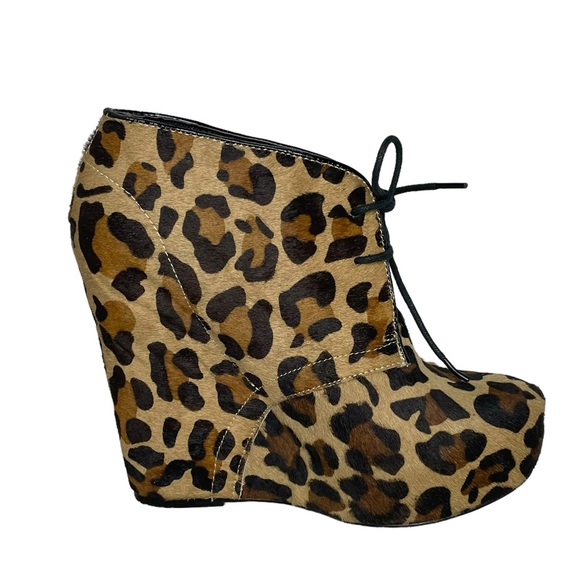 Steve Maddie Annnie 9.5 leopard wedge booties tan black - Picture 5 of 7